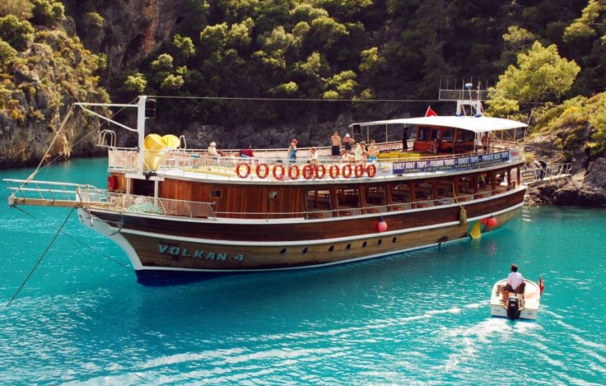 Ölüdeniz Butterfly Valley Boat Trip With Buffet Lunch