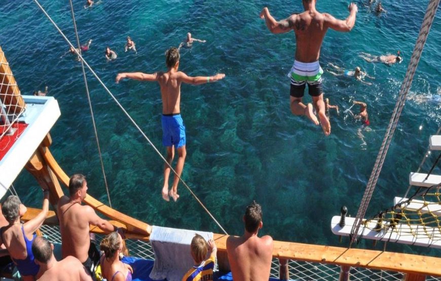 Side Blau Laguna Boat Trip With Lunch & Unlimited Drinks