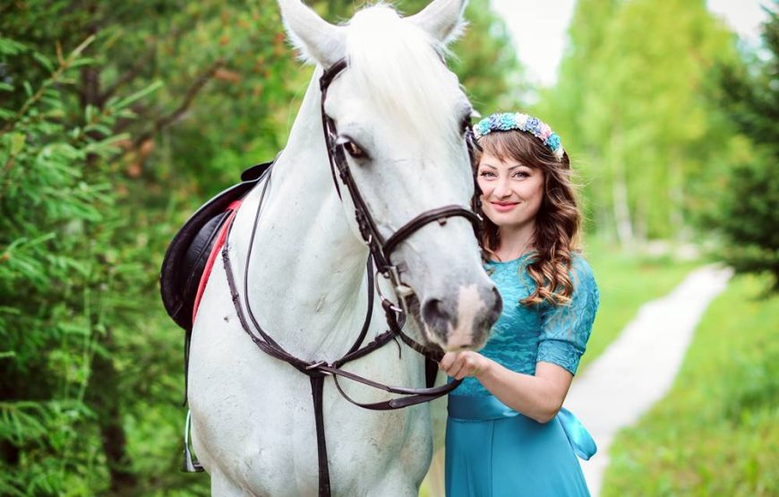 Side Horse Riding