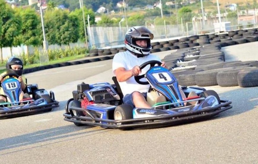 Side Go Karting