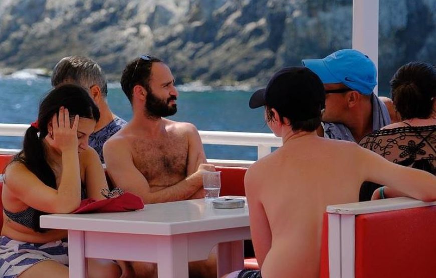 Alanya Boat Trip with Unlimited Drinks & Lunch