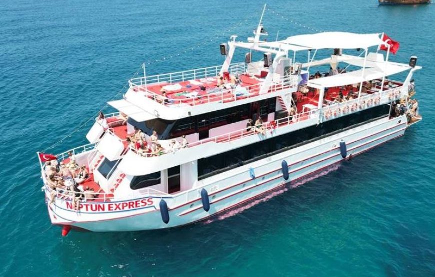 Alanya Boat Trip with Unlimited Drinks & Lunch
