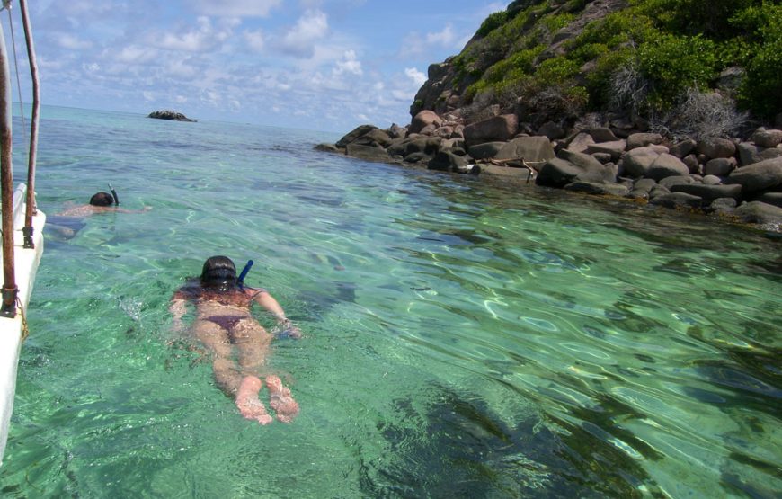 Marmaris Snorkelling Tour With Free Lunch & Equipments