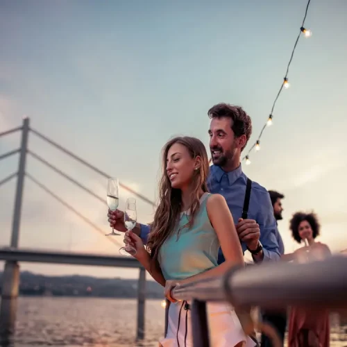 Bosphorus dinner cruise Istanbul at night