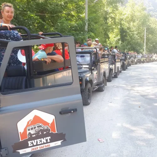 Aliwaytour-from-alanya-taurus-mountains-jeep-safari-with-lunch-at-dimcay-river