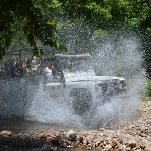 aliway-tour-from-marmaris-jeep-safari-tour-with-waterfall-water-fights